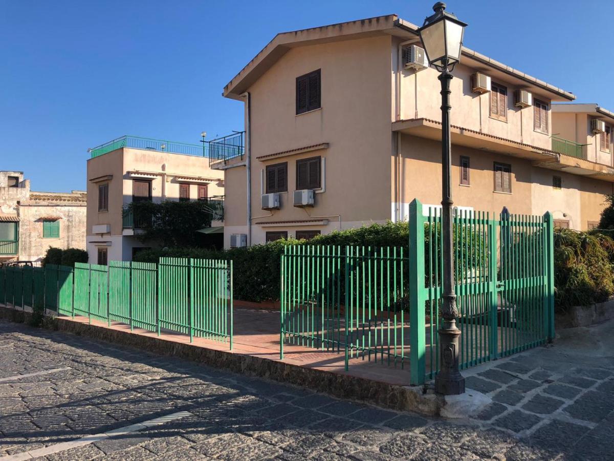 Casa Petriera Apartment Isola di Ustica Ngoại thất bức ảnh
